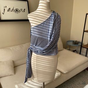 Striped Asymmetric Top